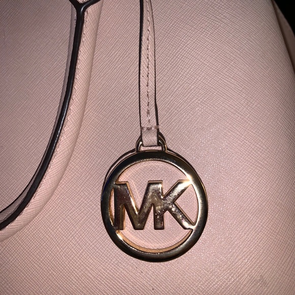 Michael Kors Purse - Picture 7 of 9